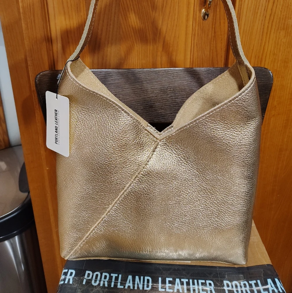 Portland Leather 🦄 Lucent Large Naomi Shoulder Bag - Picture 1 of 2